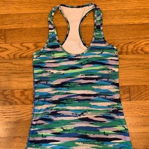 Lulu lemon workout top